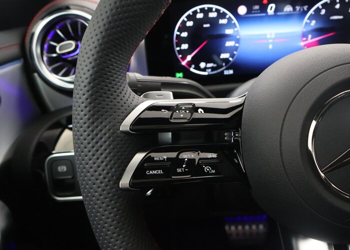 Mercedes-Benz CLA-Klasse 180 Business Solution AMG
