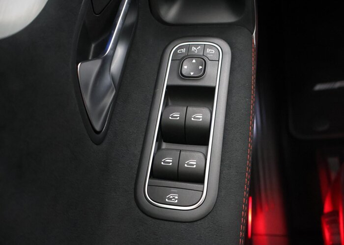 Mercedes-Benz CLA-Klasse 180 Business Solution AMG