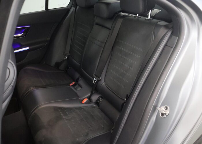 Mercedes-Benz C-Klasse 200 Launch Edition AMG Line