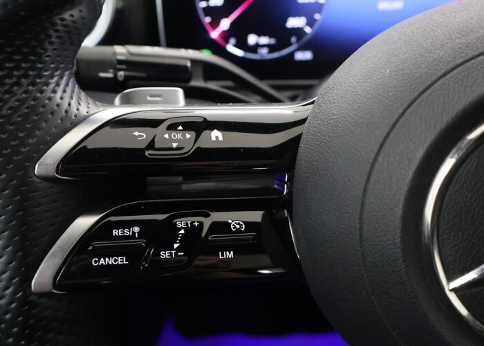 Mercedes-Benz C-Klasse 200 Launch Edition AMG Line
