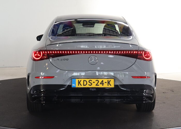 Mercedes-Benz CLA-Klasse 200 Business Solution AMG