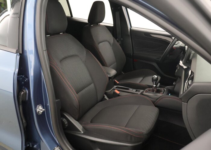 Ford Focus 1.0 EcoBoost Hybrid ST Line X