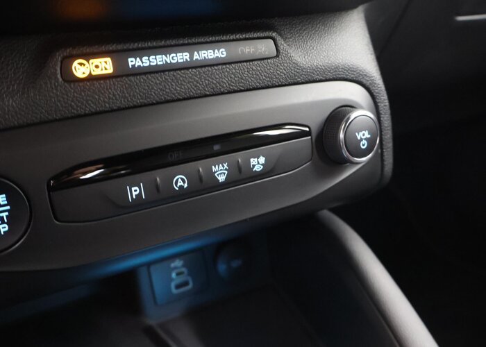 Ford Focus 1.0 EcoBoost Hybrid ST Line X