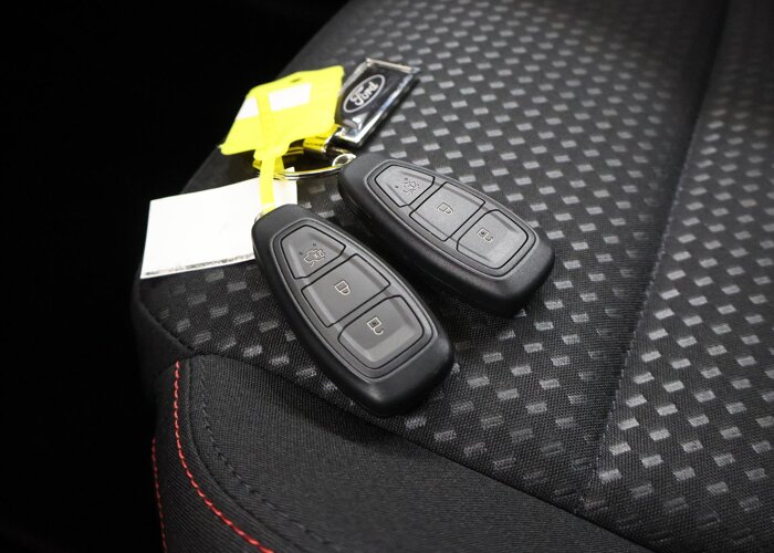 Ford Focus 1.0 EcoBoost Hybrid ST Line X
