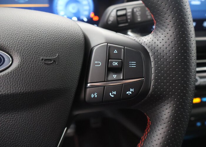 Ford Focus 1.0 EcoBoost Hybrid ST Line X