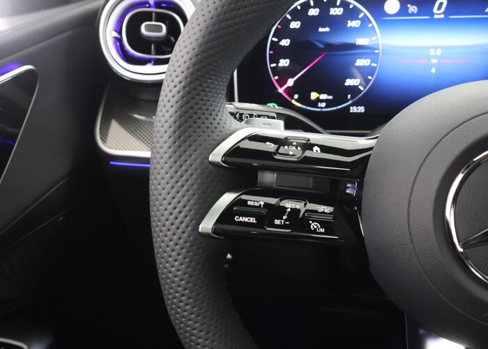 Mercedes-Benz GLC 300e 4MATIC Business Solution AMG