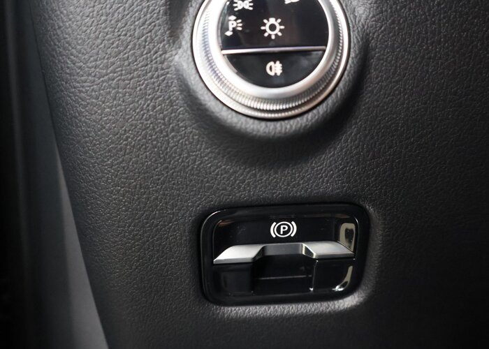 Mercedes-Benz C-Klasse 300e Business Solution AMG