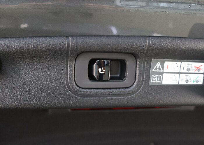 Mercedes-Benz C-Klasse 300e Business Solution AMG