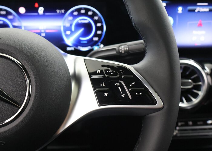 Mercedes-Benz EQA 250+ Business Solution Luxury 71 kWh