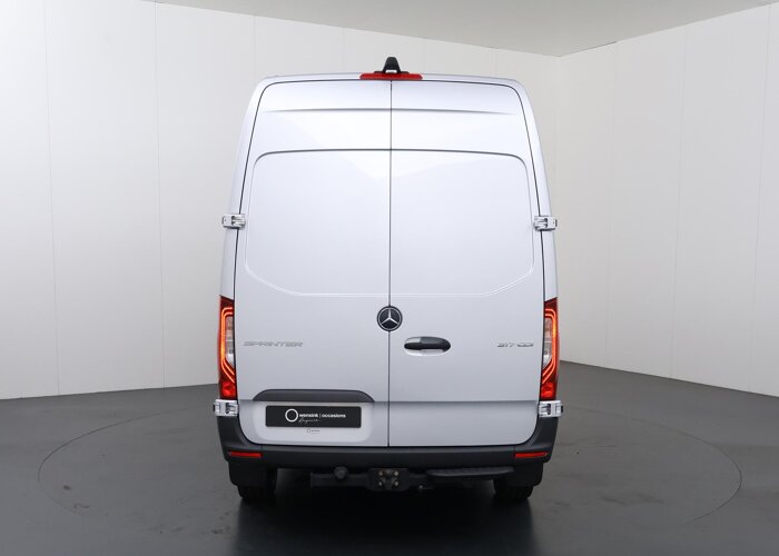 Mercedes-Benz Sprinter 317 CDI | Aut. | L2 H2 | 3500 KG. AHW |