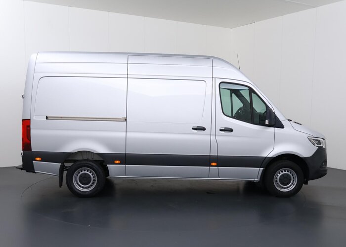 Mercedes-Benz Sprinter 317 CDI | Aut. | L2 H2 | 3500 KG. AHW |