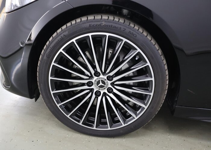 Mercedes-Benz C-Klasse 300e Business Solution AMG