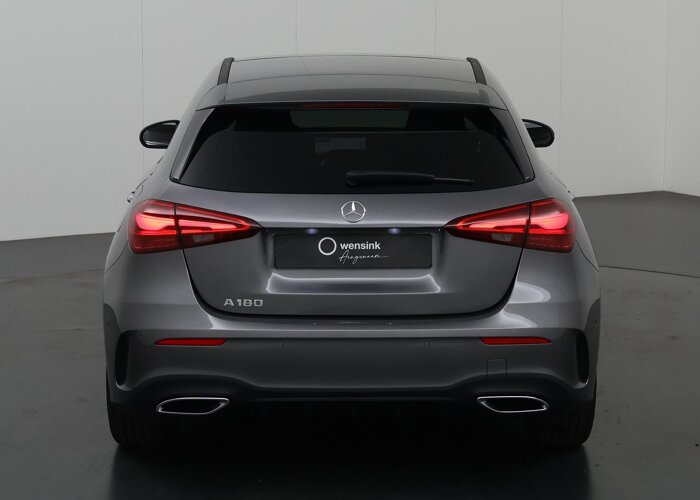 Mercedes-Benz A-Klasse 180 Star Edition AMG Line