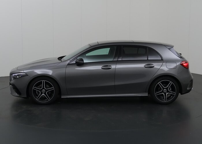 Mercedes-Benz A-Klasse 180 Star Edition AMG Line