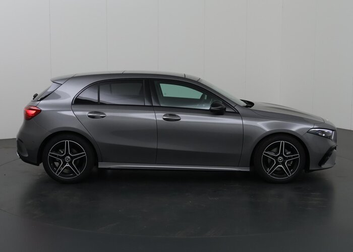 Mercedes-Benz A-Klasse 180 Star Edition AMG Line