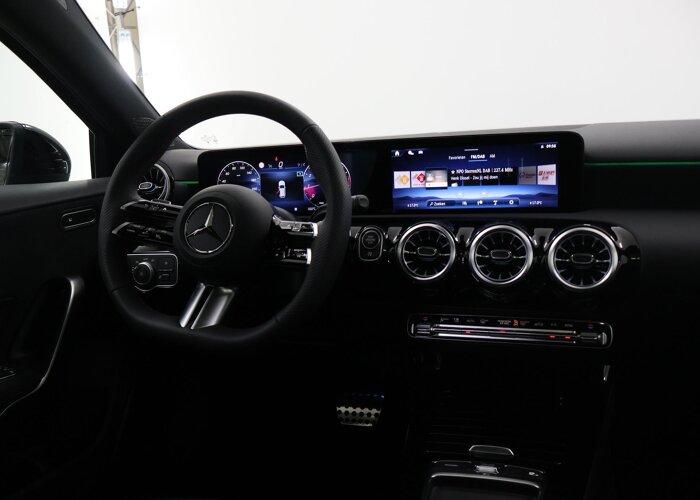 Mercedes-Benz A-Klasse 180 Star Edition AMG Line