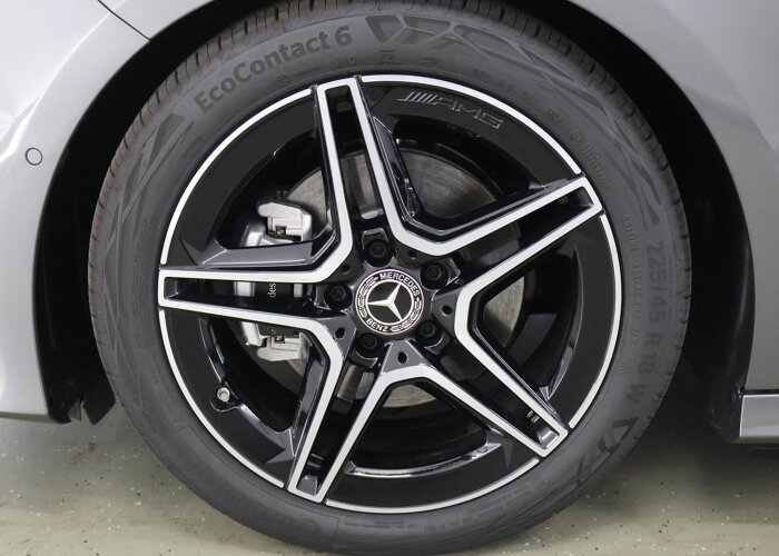 Mercedes-Benz A-Klasse 180 Star Edition AMG Line
