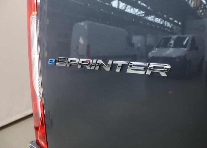Mercedes-Benz eSprinter 314 | 81 KWH | L2 H2 | PRO
