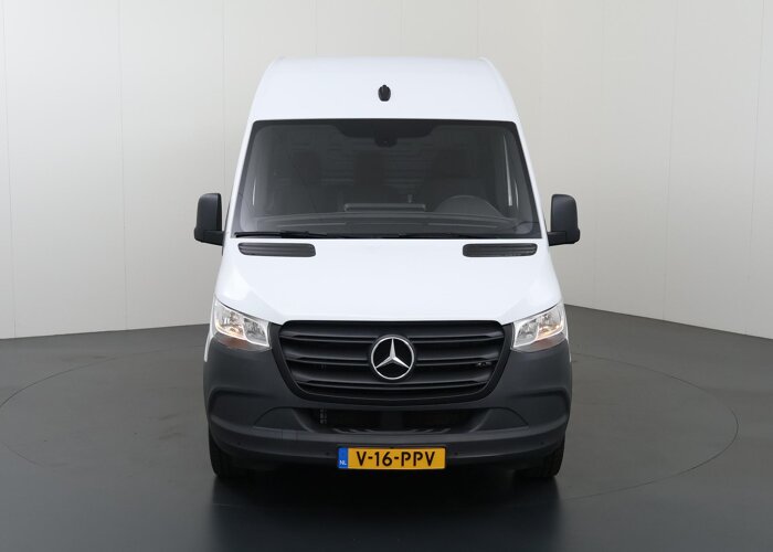 Mercedes-Benz Sprinter 311 CDI | FWD | L2 H2 | Pro |