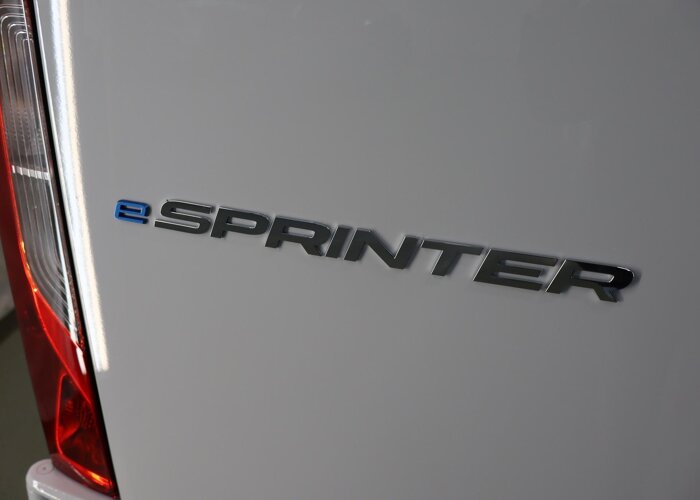 Mercedes-Benz eSprinter 414 L2 H2 RWD PRO 81kWh |