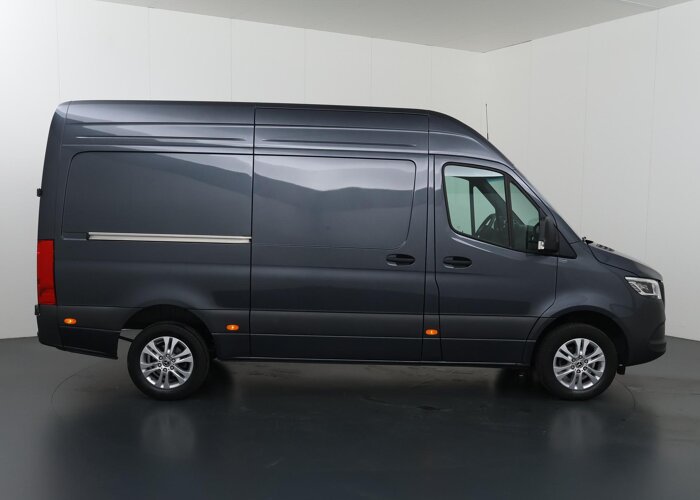 Mercedes-Benz Sprinter 319 CDI 190 PK | L2 H2 | AUTOMAAT | PRO |