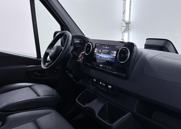 Mercedes-Benz Sprinter 319 CDI 190 PK | L2 H2 | AUTOMAAT | PRO |