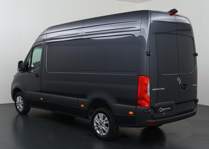 Mercedes-Benz Sprinter 319 CDI 190 PK | L2 H2 | AUTOMAAT | PRO |