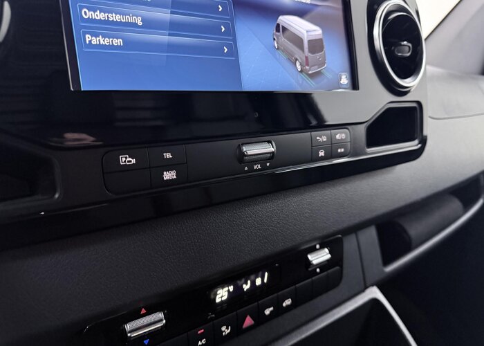 Mercedes-Benz Sprinter 319 CDI 190 PK | L2 H2 | AUTOMAAT | PRO |