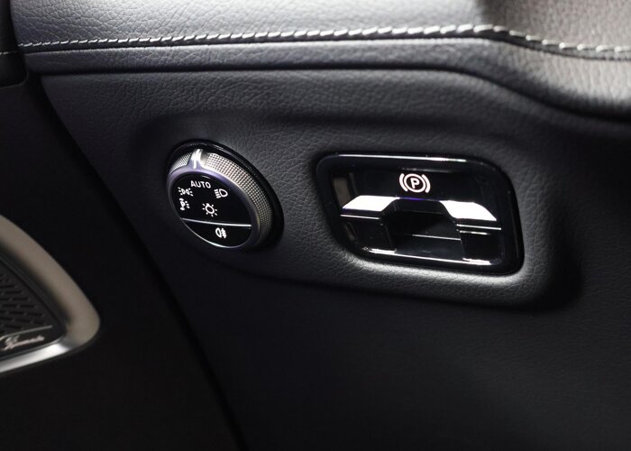 Mercedes-Benz EQE SUV 350+ Business Edition