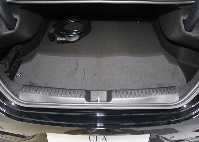 Mercedes-Benz CLA-Klasse 200 Business Solution AMG 58 kWh