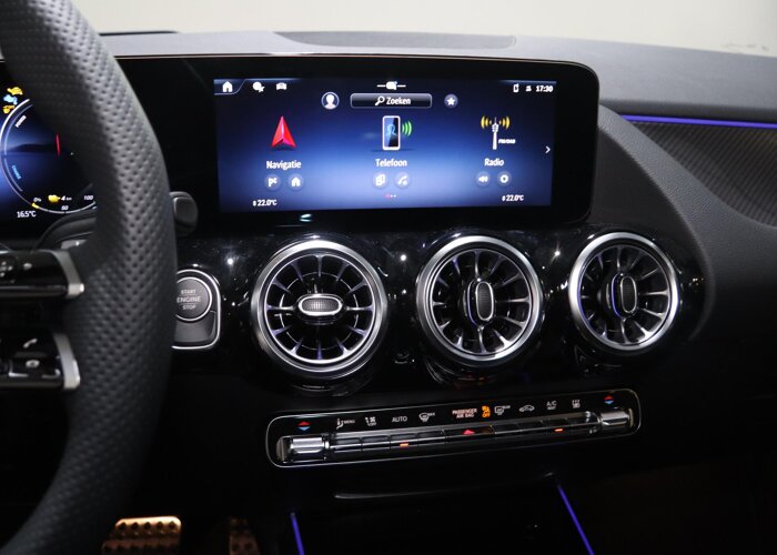 Mercedes-Benz GLA 250e Business Solution AMG