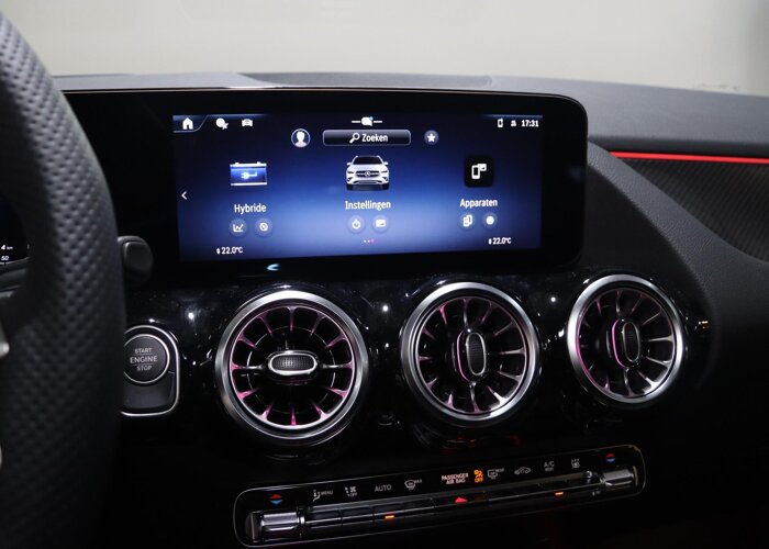 Mercedes-Benz GLA 250e Business Solution AMG