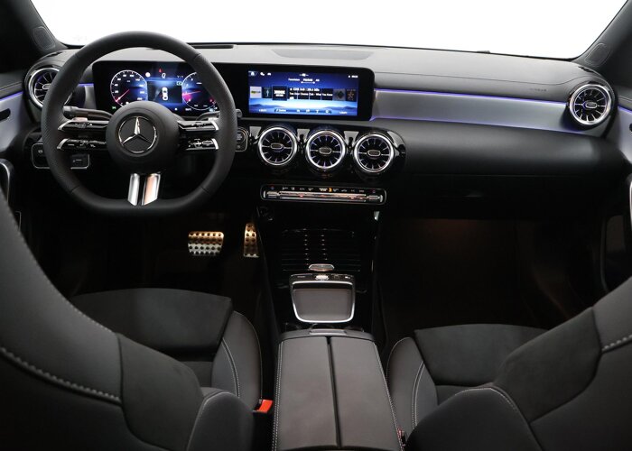 Mercedes-Benz CLA-Klasse 180 Business Solution AMG