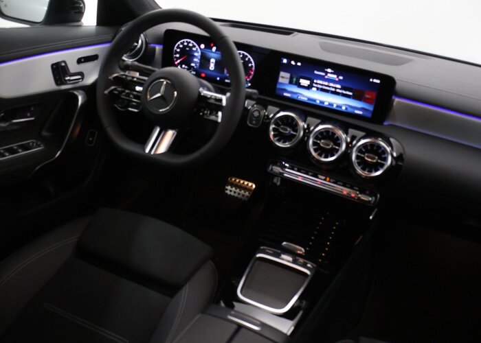 Mercedes-Benz CLA-Klasse 180 Business Solution AMG