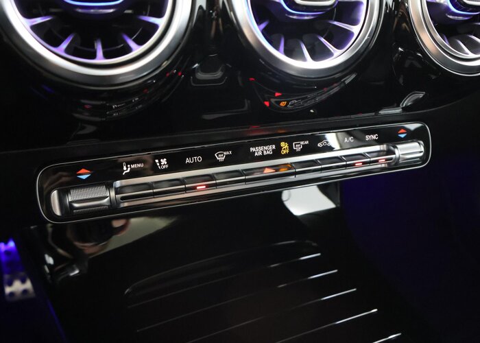 Mercedes-Benz CLA-Klasse 180 Business Solution AMG