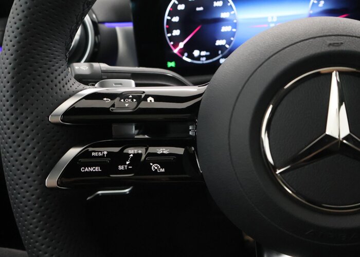 Mercedes-Benz CLA-Klasse 180 Business Solution AMG