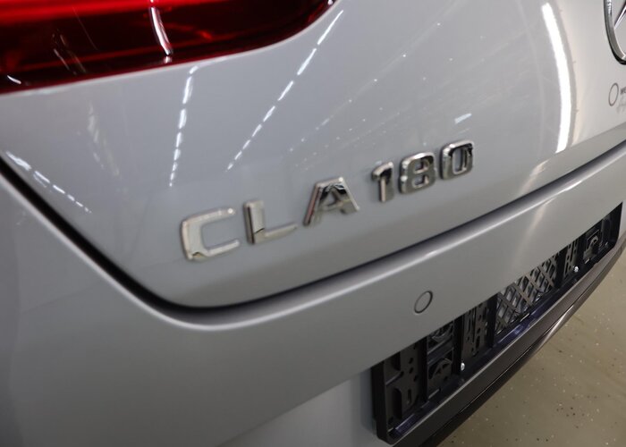 Mercedes-Benz CLA-Klasse 180 Business Solution AMG