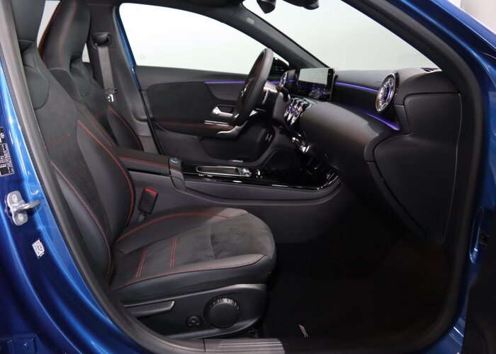 Mercedes-Benz A-Klasse 250e Star Edition AMG Line