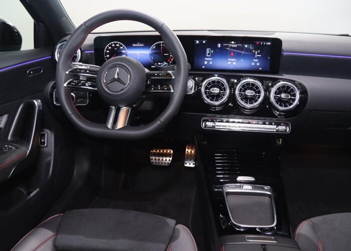 Mercedes-Benz A-Klasse 250e Star Edition AMG Line
