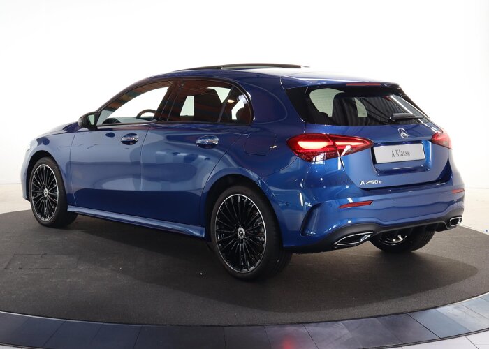 Mercedes-Benz A-Klasse 250e Star Edition AMG Line