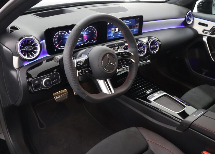 Mercedes-Benz A-Klasse 180 Business Solution AMG