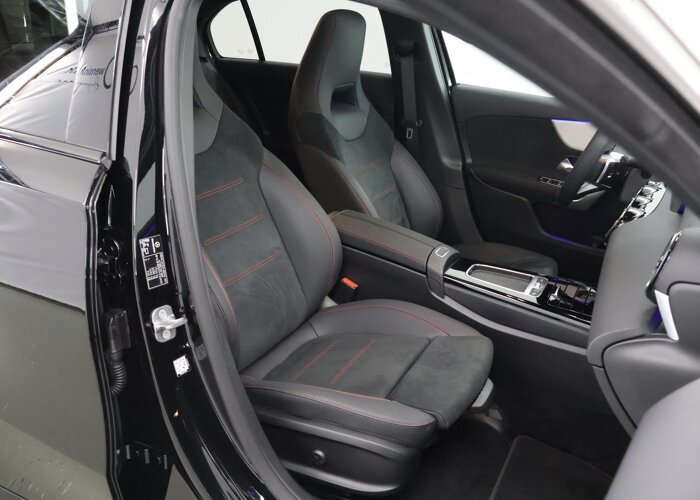 Mercedes-Benz A-Klasse 180 Business Solution AMG