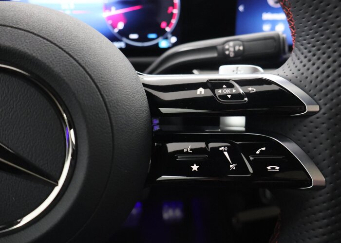 Mercedes-Benz A-Klasse 180 Business Solution AMG