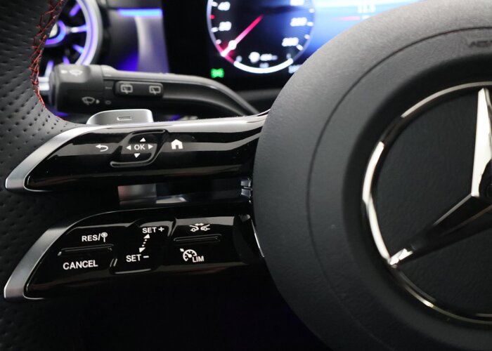 Mercedes-Benz A-Klasse 180 Business Solution AMG