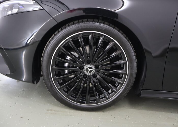 Mercedes-Benz A-Klasse 180 Business Solution AMG