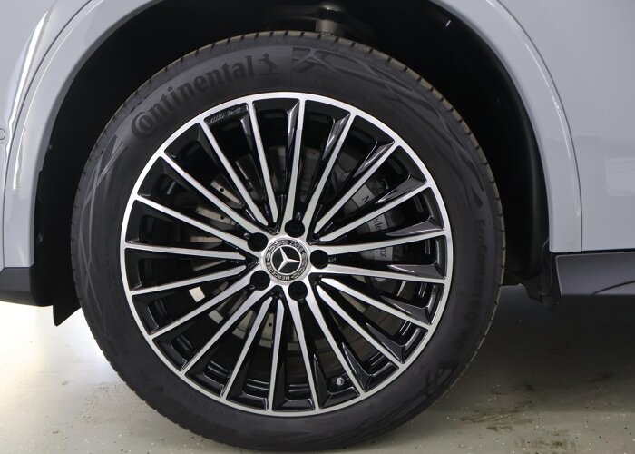 Mercedes-Benz GLC 300e 4MATIC Sport Edition
