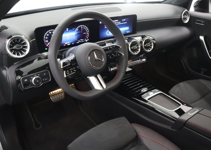 Mercedes-Benz A-Klasse 250e Business Solution AMG