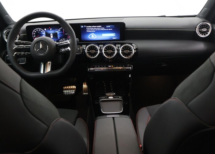 Mercedes-Benz A-Klasse 250e Business Solution AMG