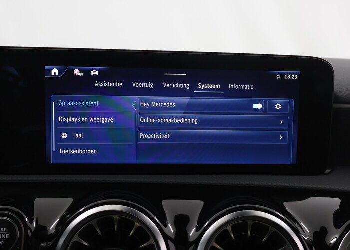 Mercedes-Benz A-Klasse 250e Business Solution AMG
