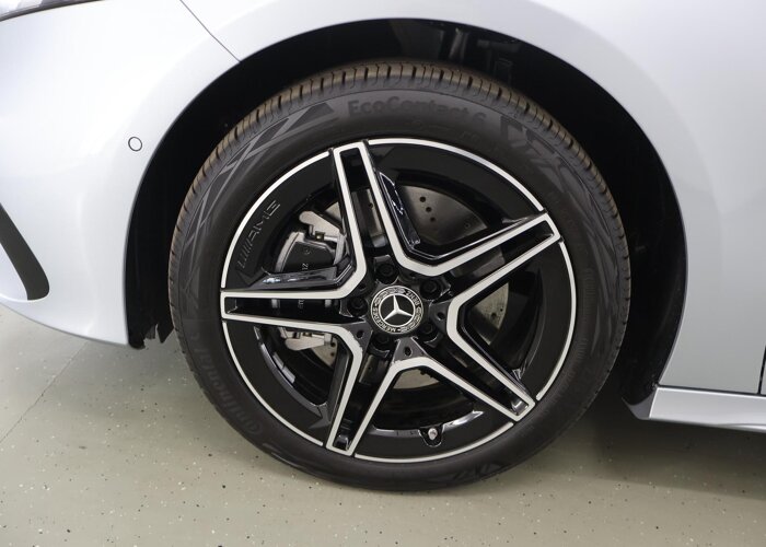 Mercedes-Benz A-Klasse 250e Business Solution AMG